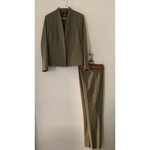 Nine West Olive Green pant Suit